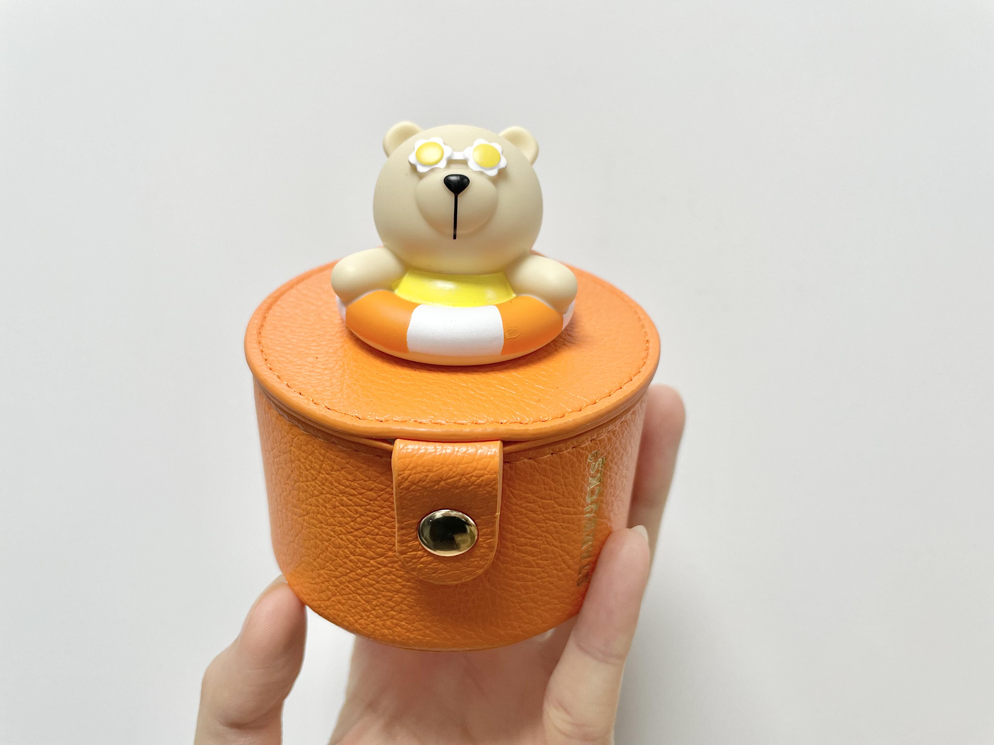 星巴克2022年白色橙色零钱包链条款迷你小方盒耳机包小熊星礼包