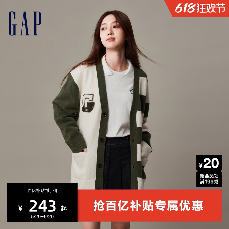 Gap男女装春秋LOGO校园风宽松