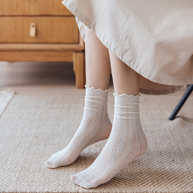 夏季薄款镂空女袜日系甜美学院风木耳花边长袜网眼黑色白色堆堆袜