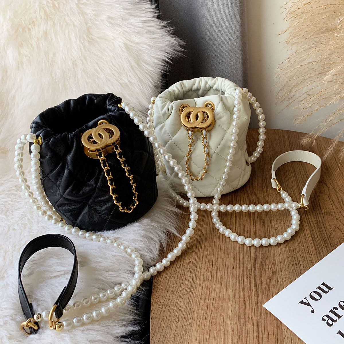 珍珠小香风包包女珍珠链包包菱格小香珍珠包羊皮小香风珍珠链条包