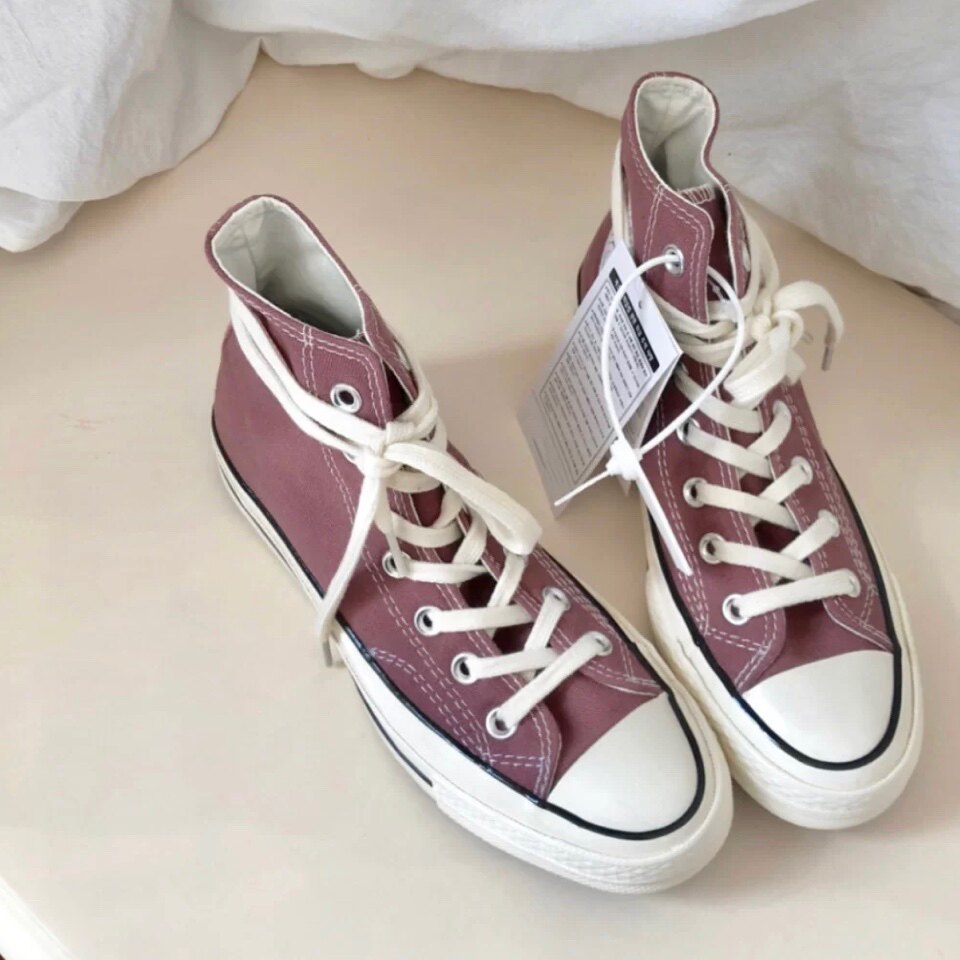 豆沙色高帮帆布鞋