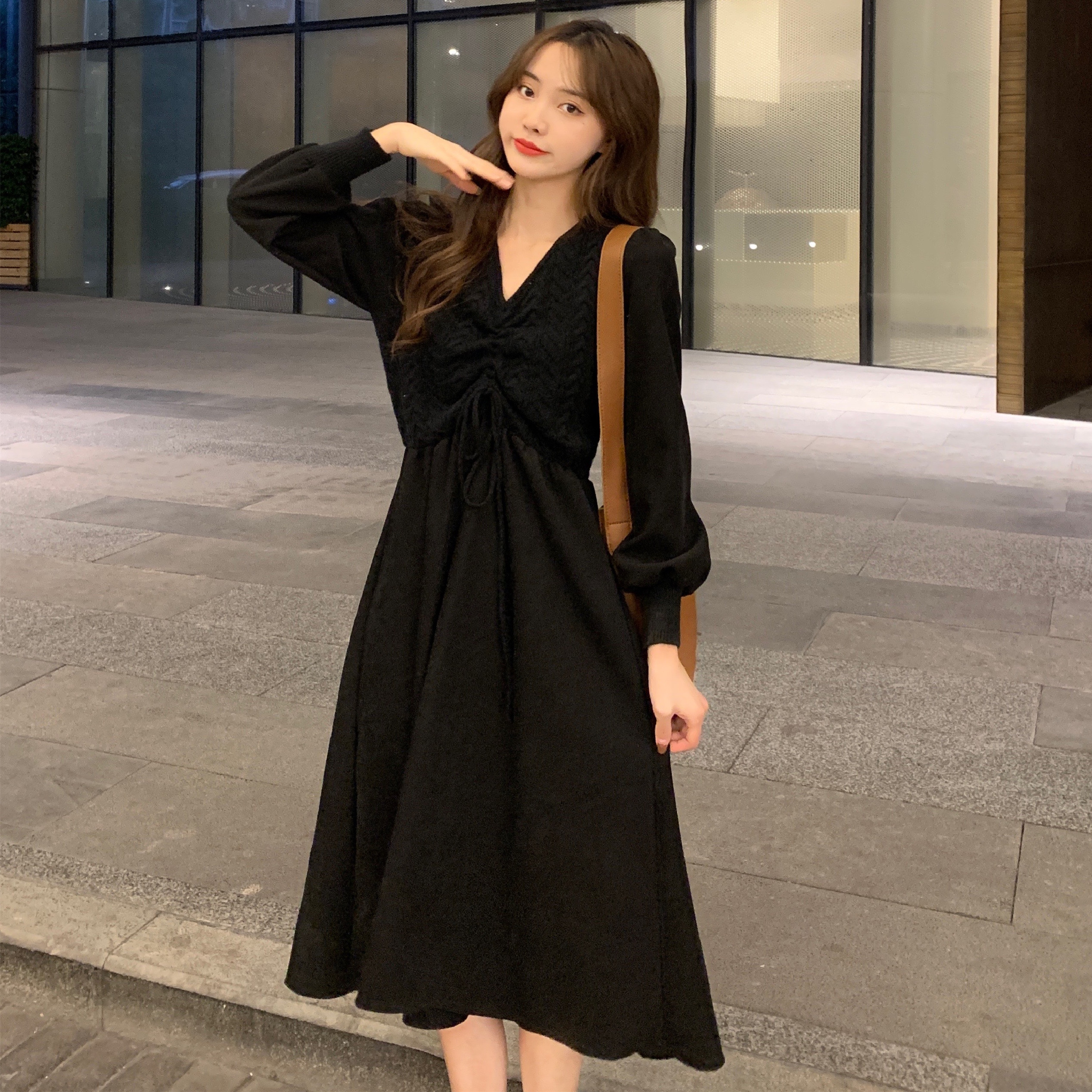 控3实拍实价 拼接抽绳系带v领套头长裙秋冬新款韩版纯色连衣裙女