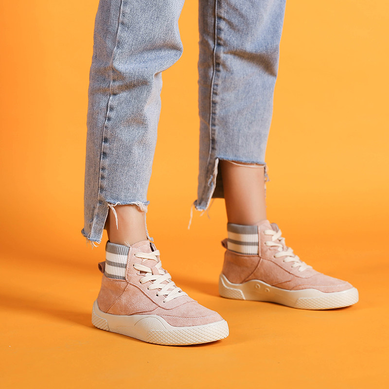 一折篮球鞋粉色袜子