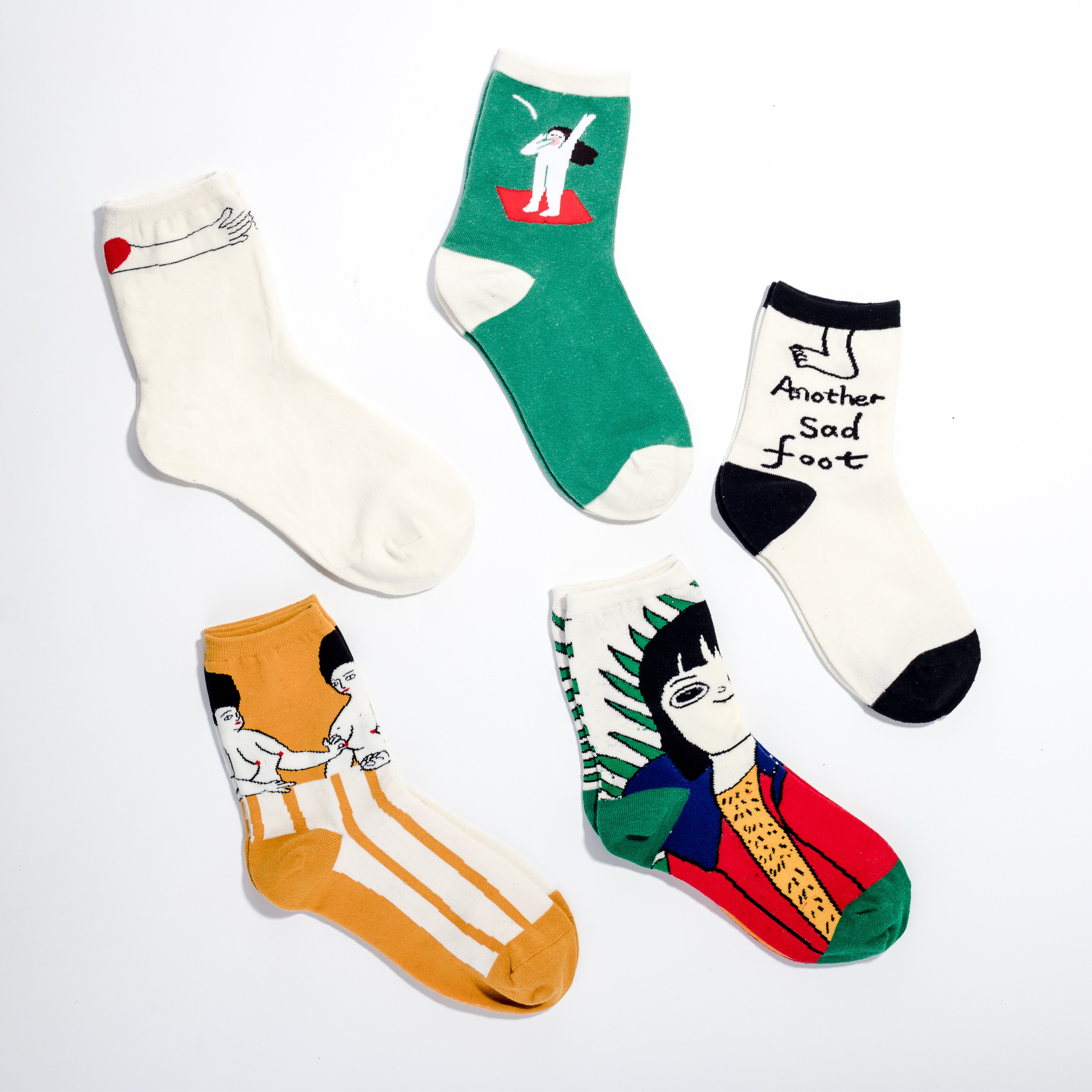 2022袜子新品日系文艺卡通插画短袜可爱中筒袜子女