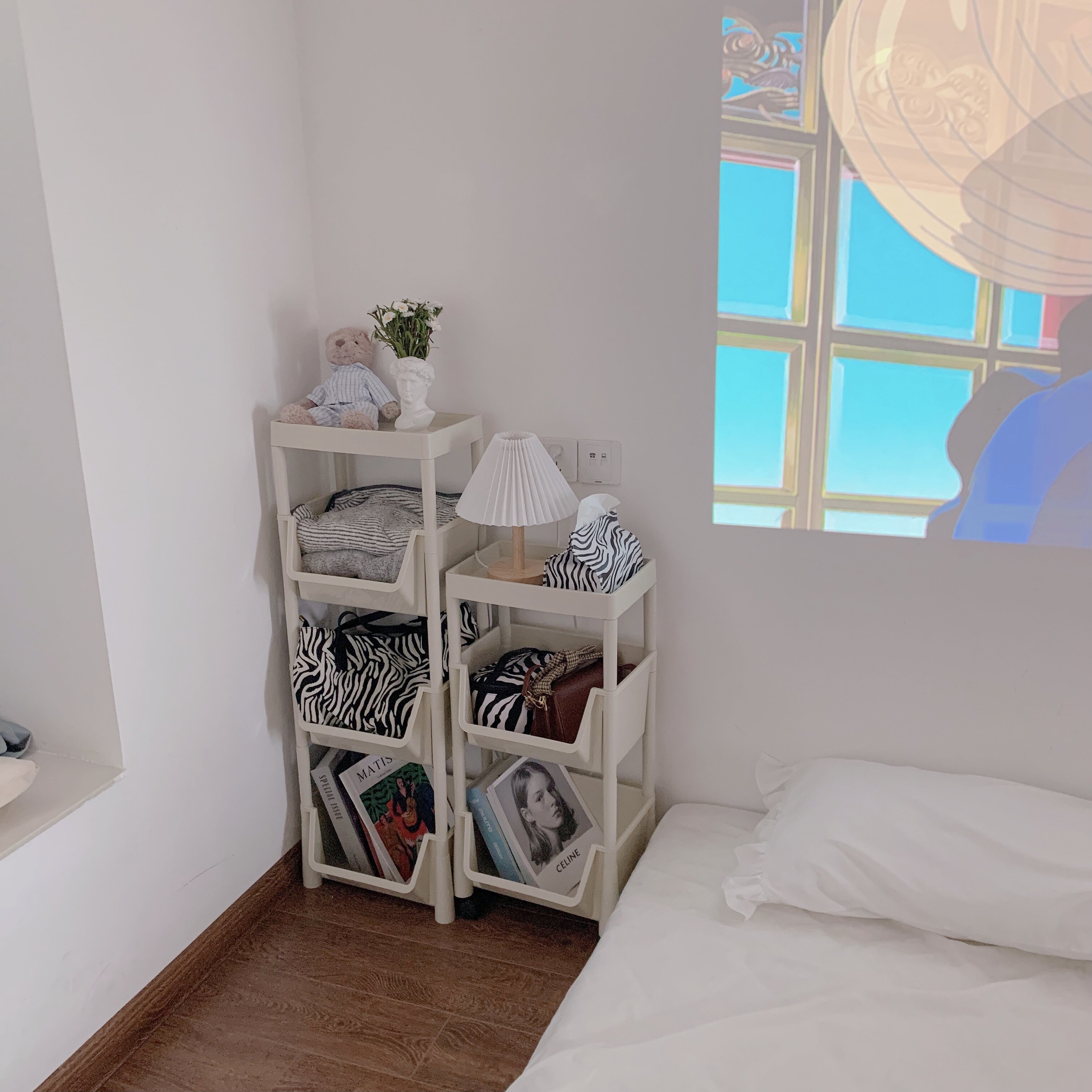 ins收纳架带轮移动小推车宿舍落地卧室零食多层储物架床头置物架