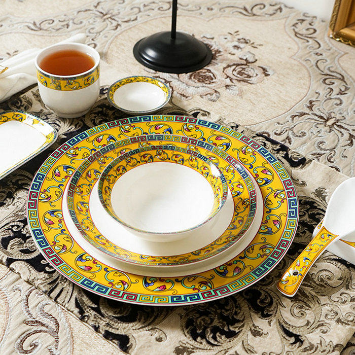 帝王黄餐具陶瓷碗碟酒店摆台金黄色碗盘套装高档皇室会所摆件整套