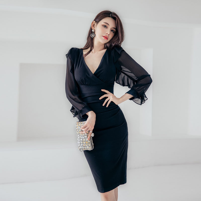 黑色深v性感修身包臀连衣裙荷叶边气质高级感名媛早春秋装女神范