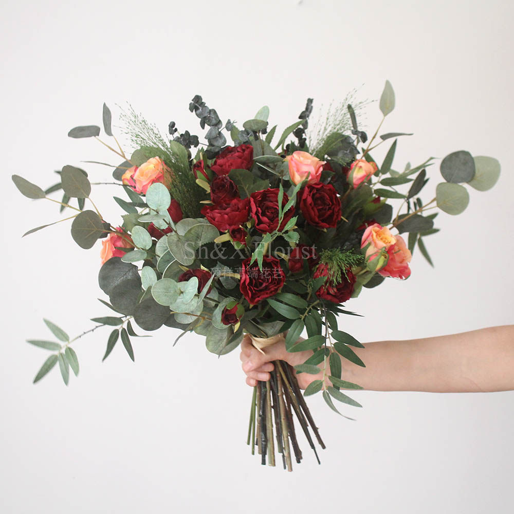 硕祥高端花艺的优惠券大全—仿真花束复古玫瑰手捧花 新浪结婚婚庆