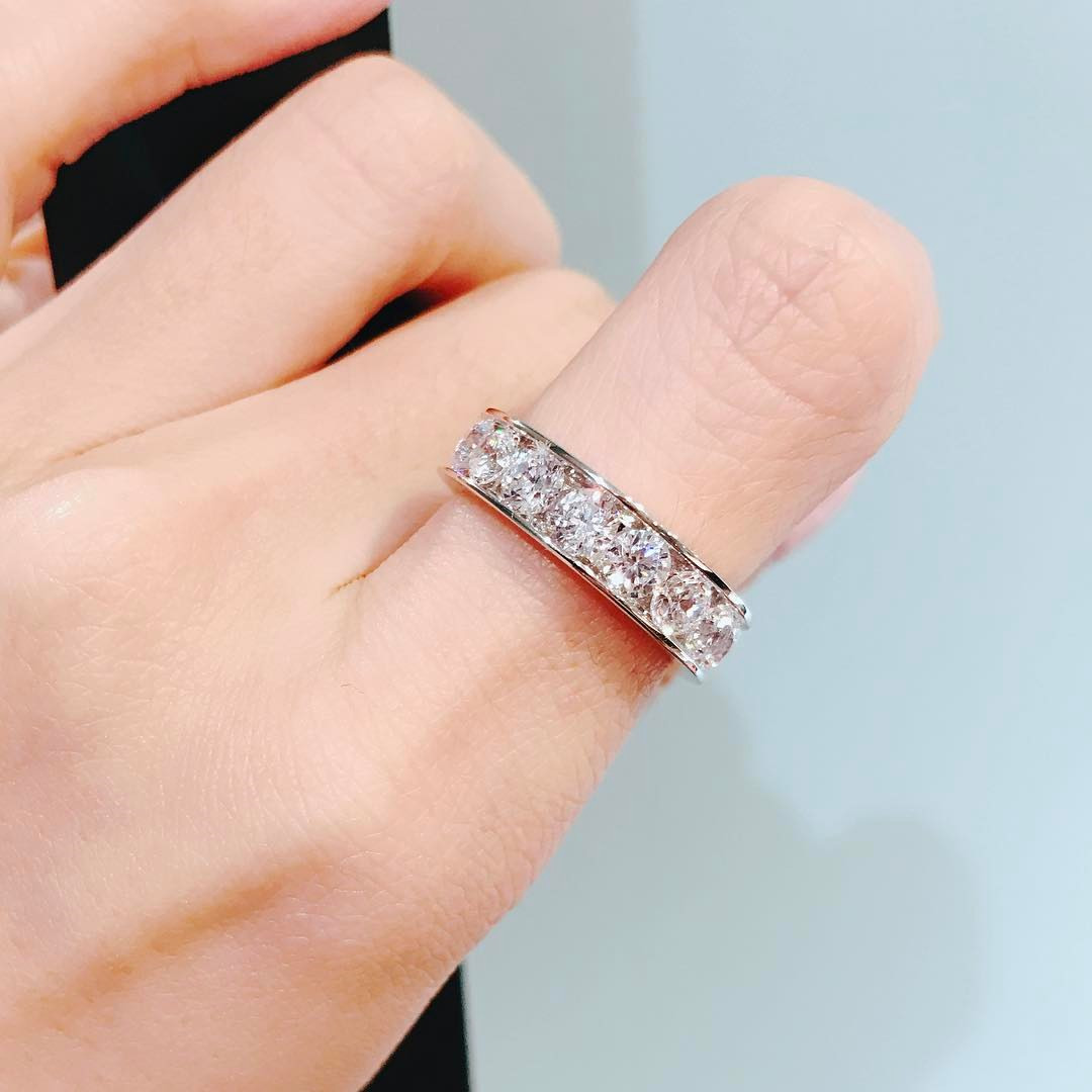 18k春季新品手饰美国进口d色莫桑钻missnoon满圈排戒女款日常戒指