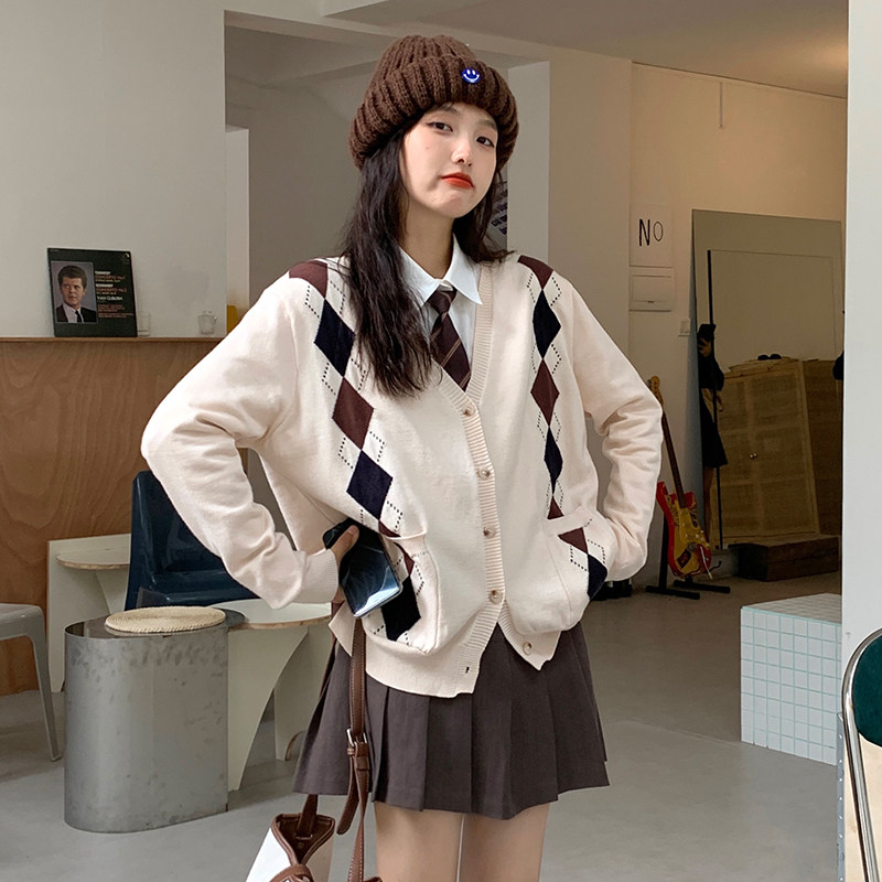 学院风拼色菱格v领针织开衫,女装针织衫/毛衣,one2 丸兔
