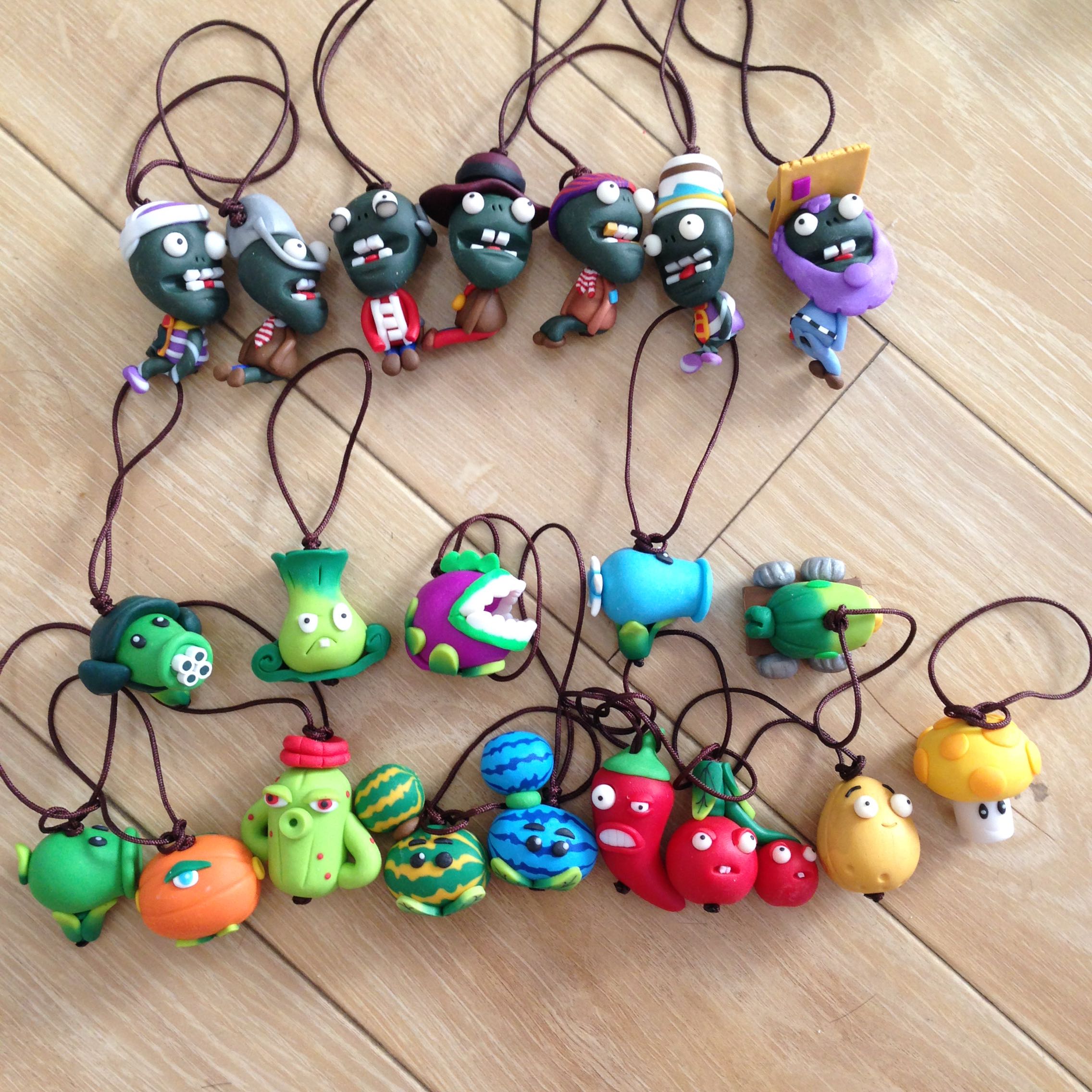 大全—摆地摊夜市玩具儿童过家家玩具物植物 大战僵尸精品软陶大挂件