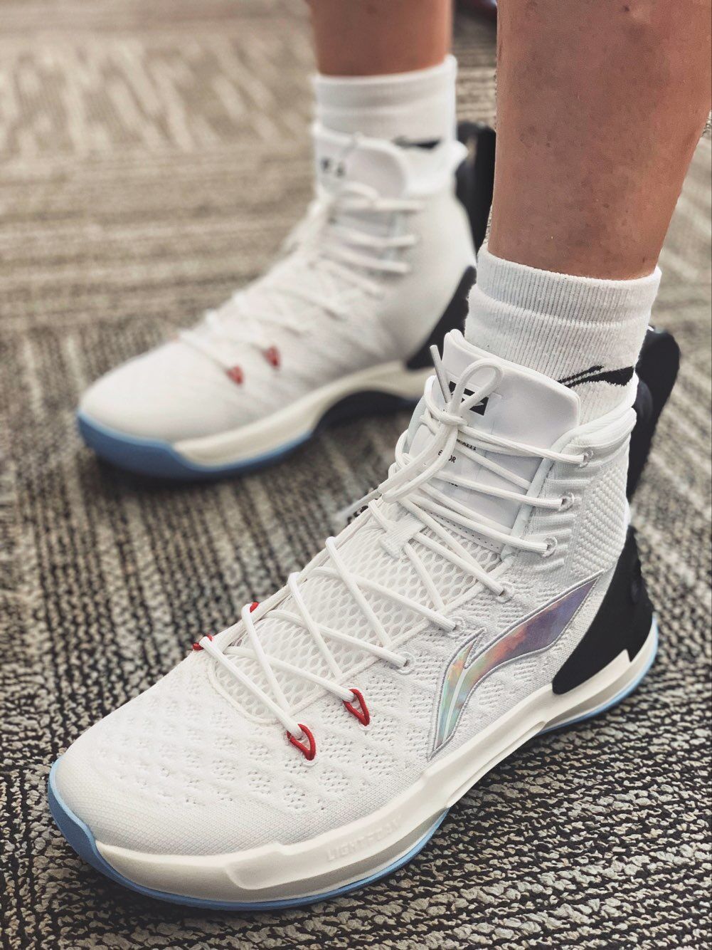 正品李宁篮球鞋驭帅13代韦德之道耐磨缓震高帮新款篮球鞋abap075