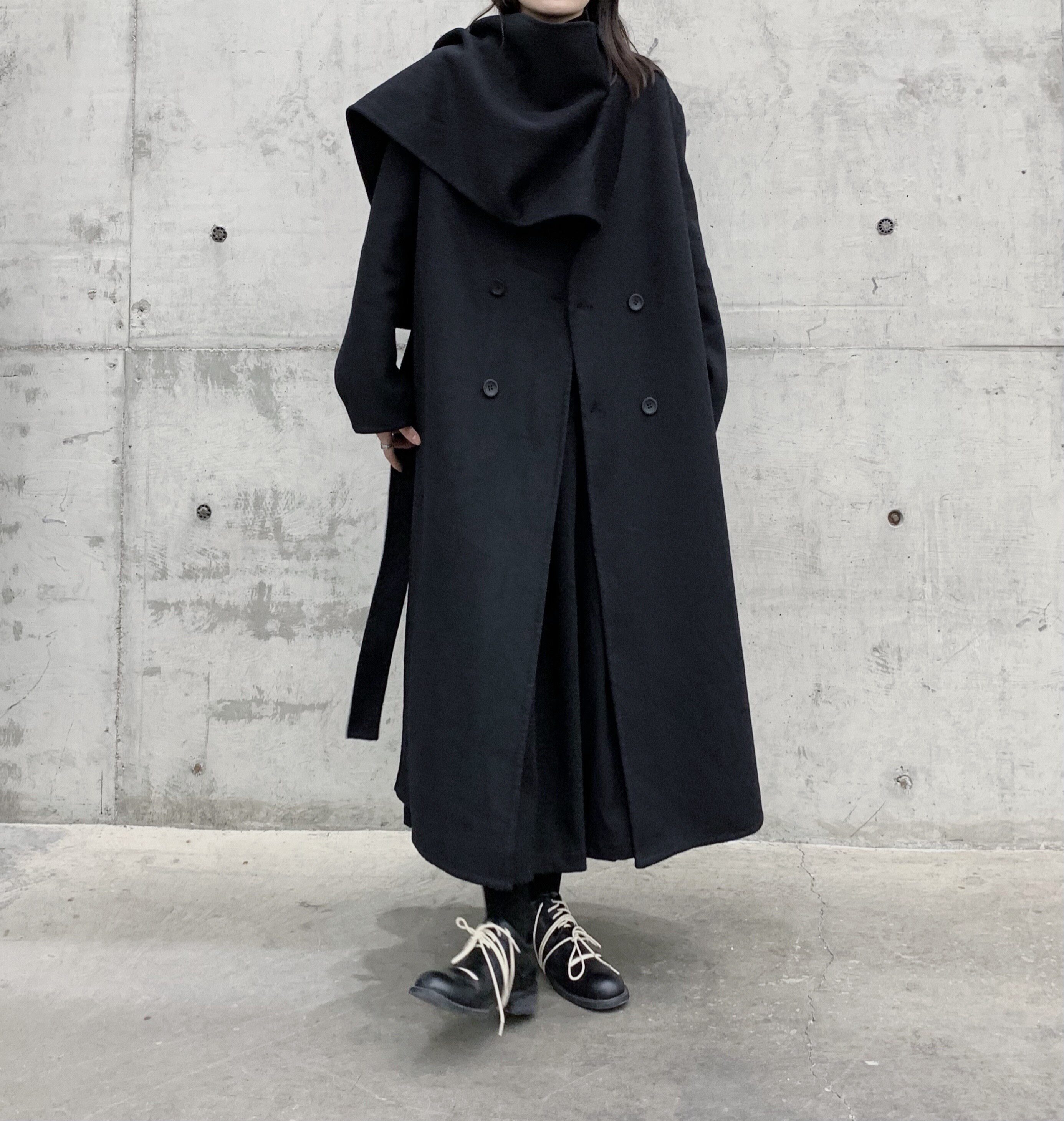 围巾款双面羊绒大衣