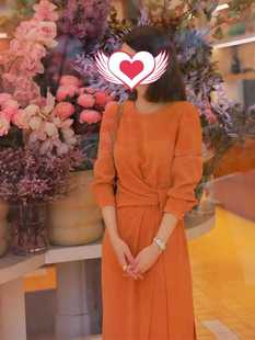 2024年秋季新款法式气质女神范奢华时尚高级感端庄大气橘色连衣裙