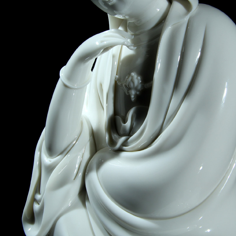 福建省陶瓷艺术大师郭正济.手刻签名版作品《静思观音》艺术藏品