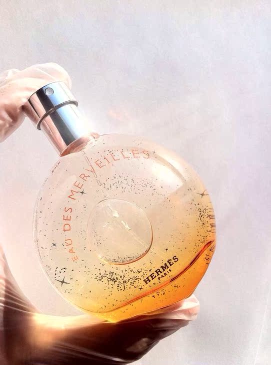 爱马仕橘彩星空香水_爱马仕橱窗设计_爱马仕墙纸_爱马仕发布会- 楚楚之家