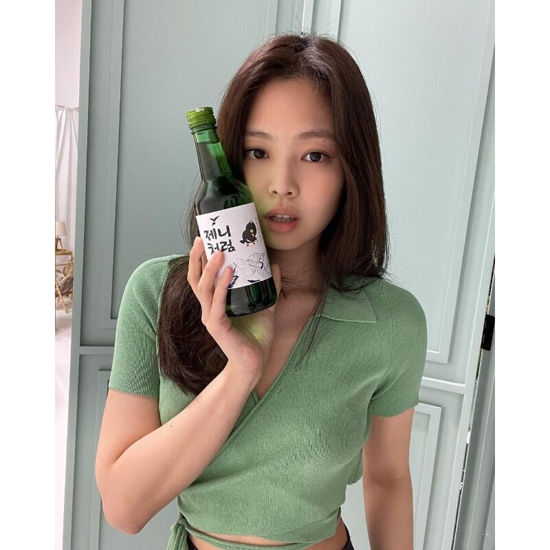 jennie金智妮同款辣妹上衣牛油果绿高腰短款v领不规则短袖针织t恤