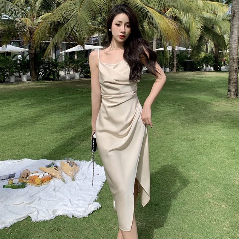 醋酸丝绸缎面连衣裙女春装法式性感内搭吊带裙高级感香槟色礼服裙