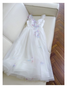 法式小众设计感立体花朵轻婚纱礼服仙女气质高级感度假白色连衣裙