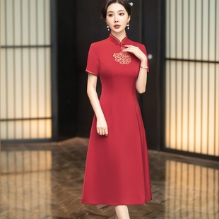 中国风刺绣改良旗袍连衣裙女夏季2024新款新中式红色立领盘扣裙子