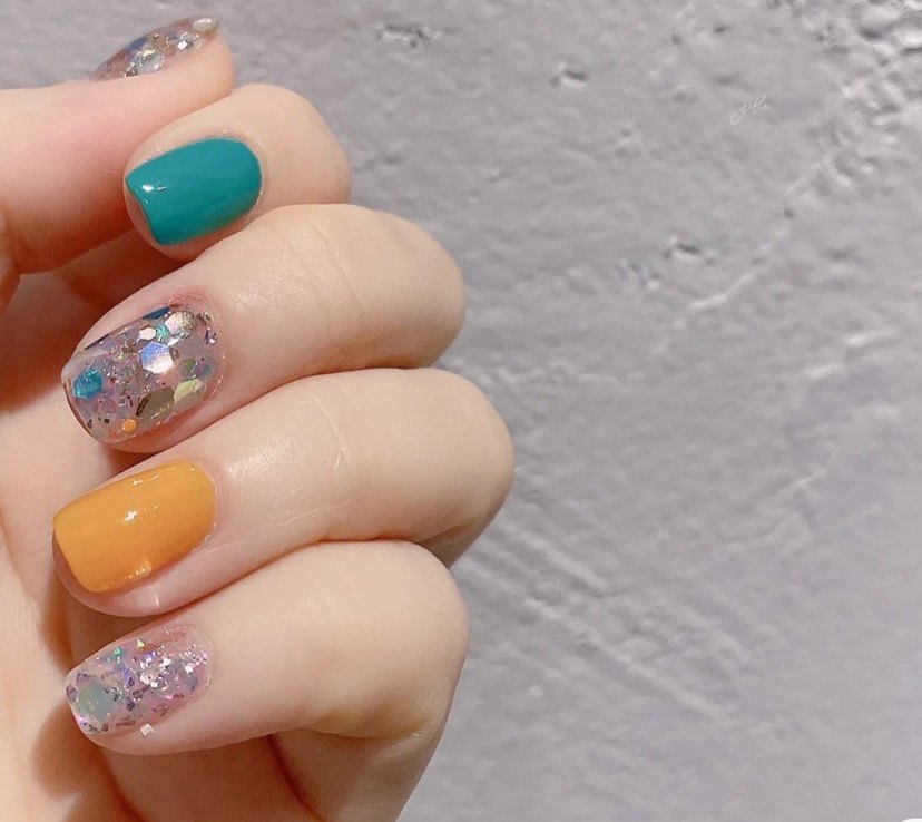 糖果色假指甲贴片_春夏美甲手工定制假指甲ins风亮片糖果色贴片甲片