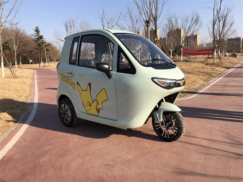 蒙仕牌鑫御虎正三轮载客摩托车 全封闭汽油三轮车 自动挡无级变速