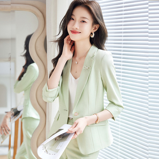 绿色职业西装套装女夏季薄款2024新款高级感小个子西服外套工作服