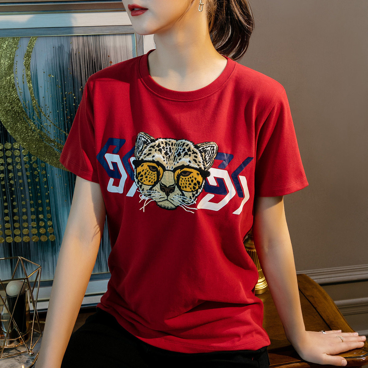 2022年短袖新款虎年红色磨毛t恤女宽松春夏棉洋气印花圆领半袖t