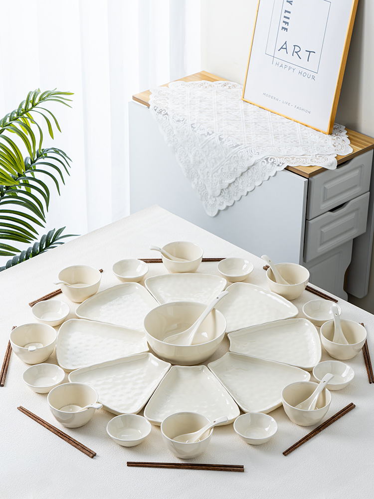抖音同款奶油风团圆拼盘餐具组合套装家用过年圆桌菜盘子扇形碟子