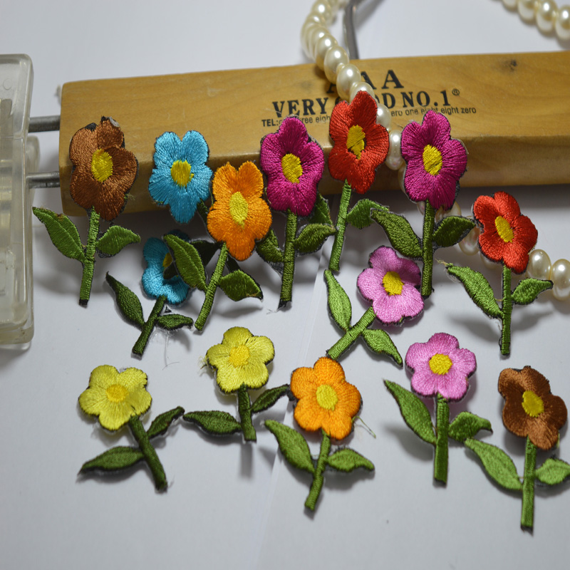 7款顏色小花貼裝飾貼布貼補丁貼蕾絲刺繡背面膠服裝補洞包包禮服在類目 居家布藝, 縫紉DIY材料、工具及成品, 縫紉DIY配件/輔料/配飾, 布貼中 - 來自Buy2taobao.com提供專業的淘寶代購服務