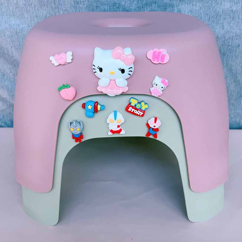 卡通可爱儿童塑料凳子家用卧室客厅小型板凳椅子宝宝洗澡换鞋矮凳