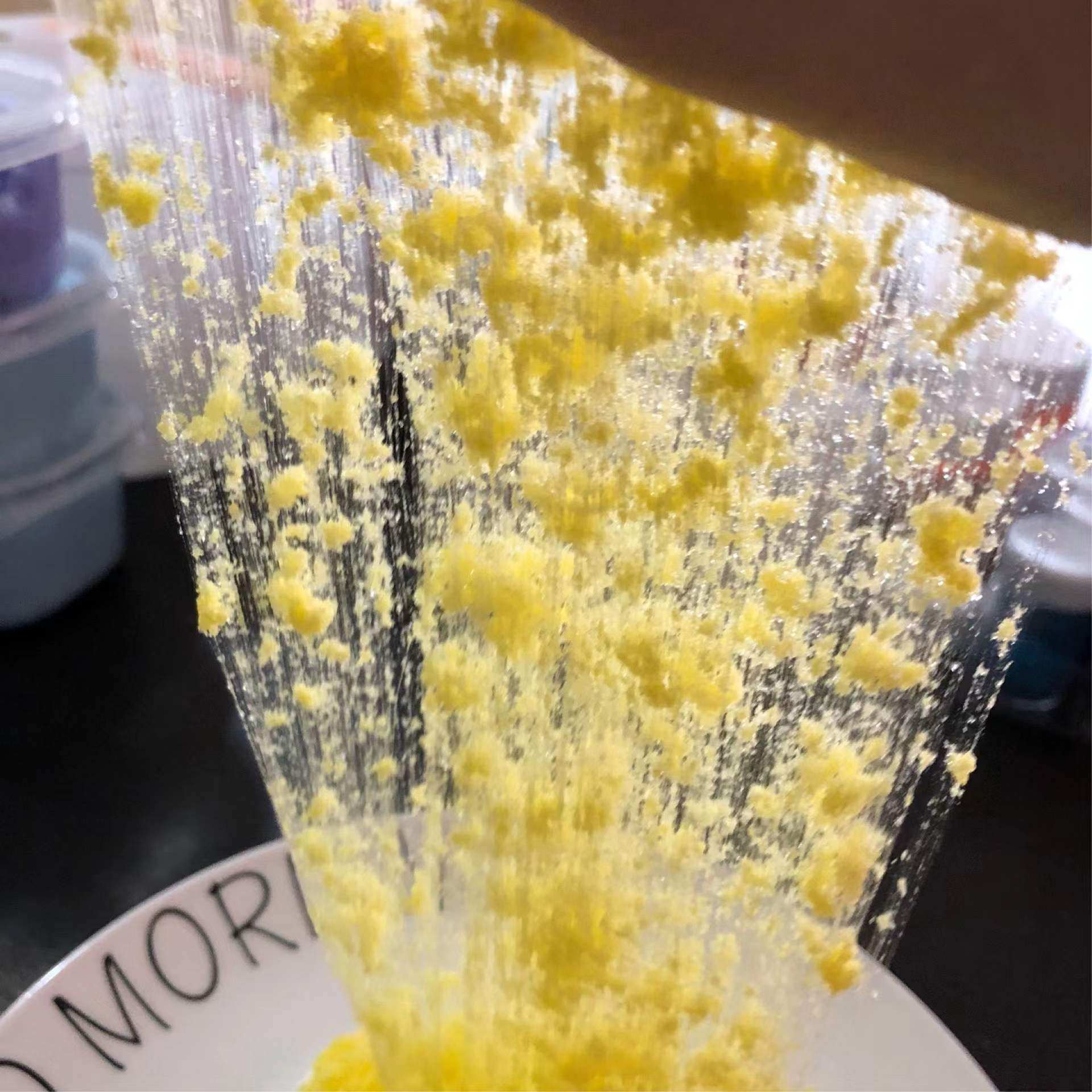 史莱姆泥_喔家の千丝 进口 外网水变雪  解压神器 史莱姆戳戳泥 手工