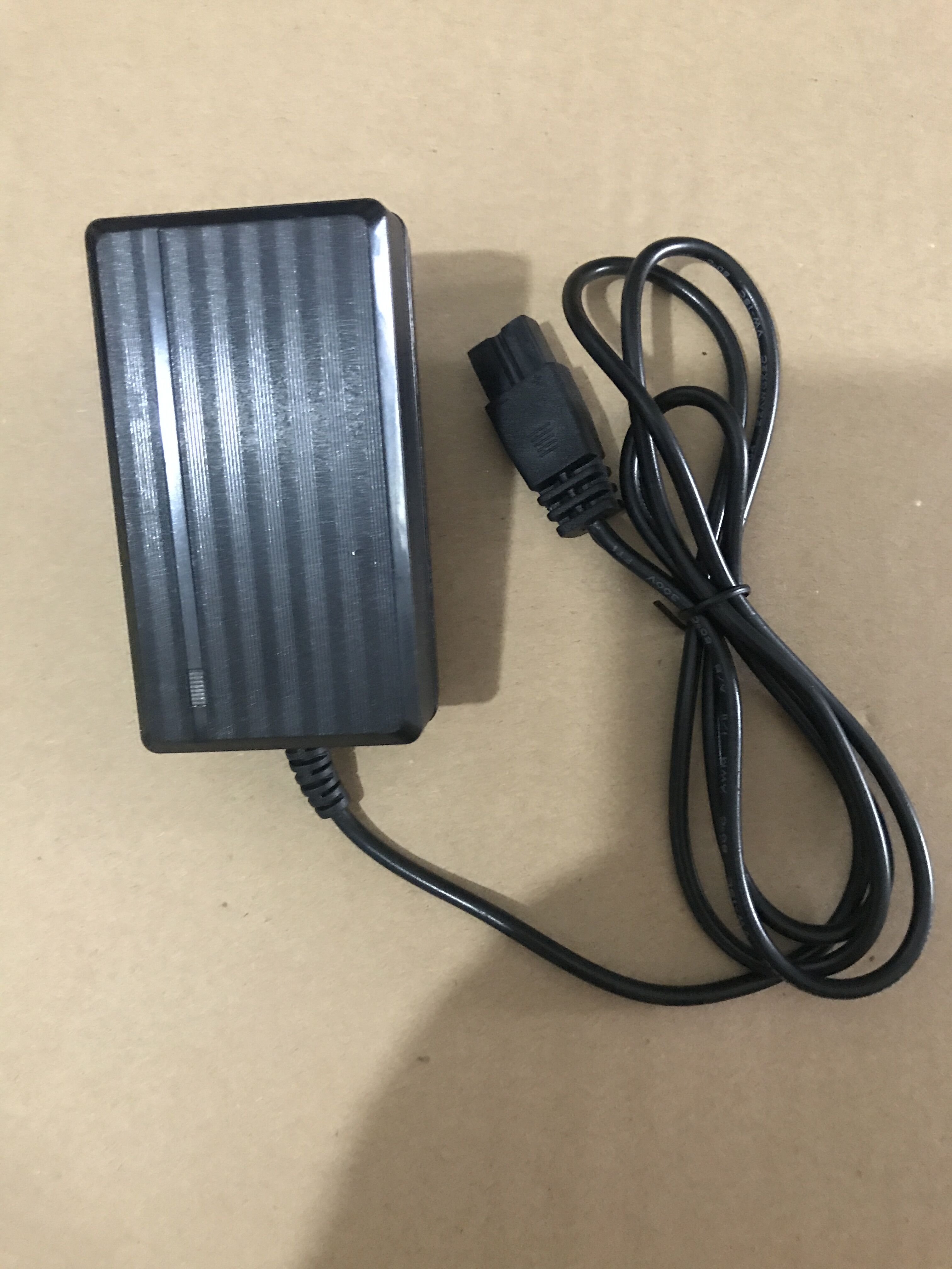 柯铭除湿机电源线适配器在类目 生活电器, 生活家电配件, 电话配件中 - 来自Buy2taobao.com提供专业的淘宝代购服务