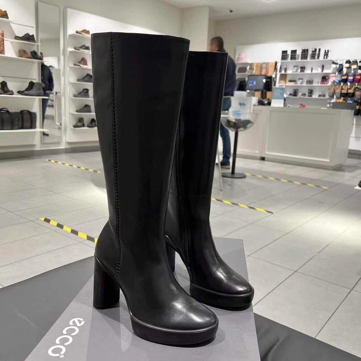 ecco爱步莫斯科代购女长靴新款粗高跟防水台侧拉链长筒女靴207873