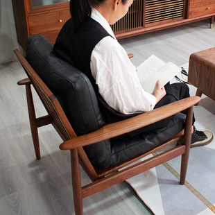 定制北美黑胡桃木实木沙发家用舒适真皮休闲椅现代简约客厅单人沙