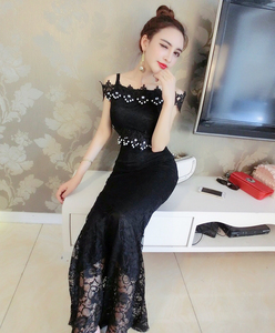 New sexy one line collar lace slim fitting fishtail Hand Beaded Evening Dress Dress