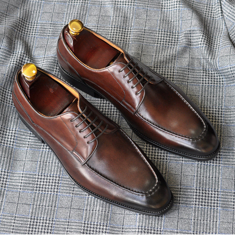意大利复古手工真皮男士商务正装皮鞋透气潮流尖头德比鞋英伦婚鞋
