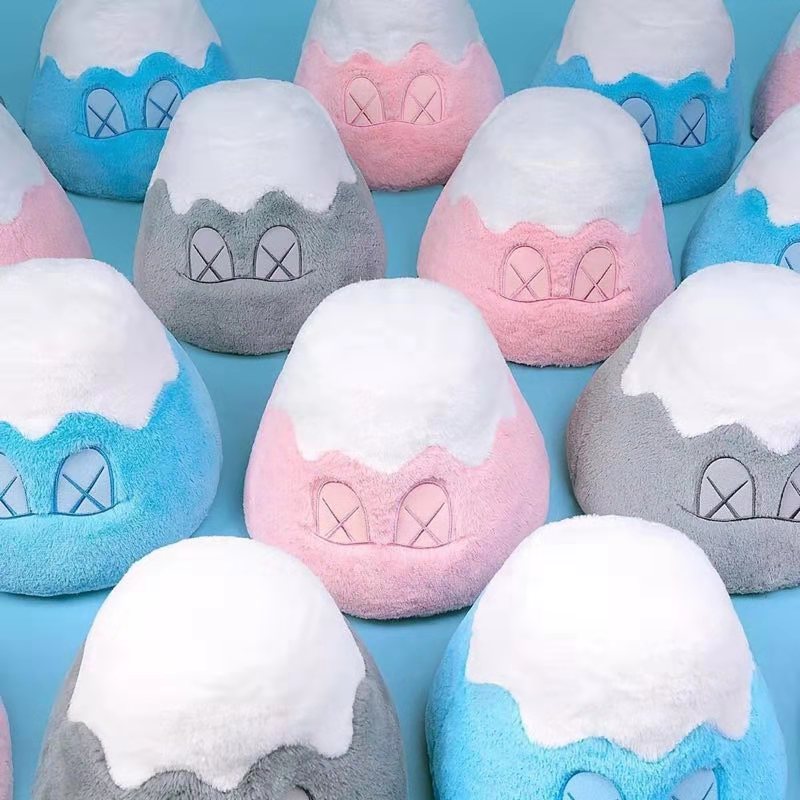 KAWS 富士山毛绒公仔 BFF芝麻街情人节礼物在类目 玩具/童车/益智/积木/模型, 毛绒布艺类玩具中 - 来自Buy2taobao.com提供专业的淘宝代购服务