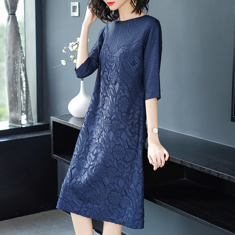 三宅一生衣服女褶皱重工压花妈妈连衣裙春夏季宽松大码遮肚|ruв категории Детская одежда, костюм - от Buy2taobao.com для оказания профессиональной услуги покупки агента Taobao