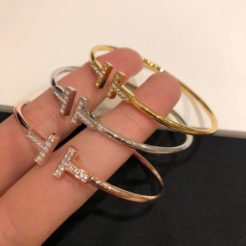 18k玫瑰金开口双t手镯t家镶钻贝母轻奢手环小众高级气质百搭镯子