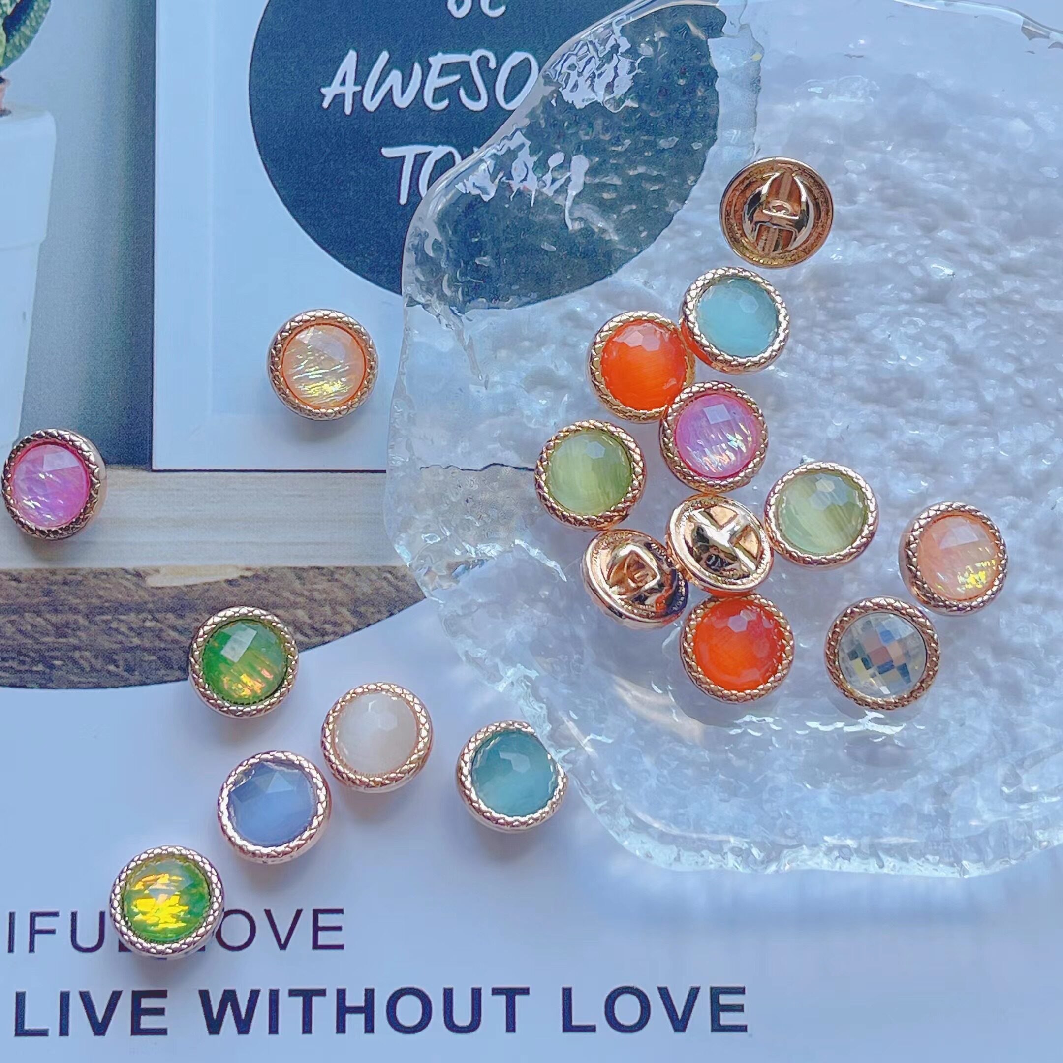 玻璃纽扣衬衣吧