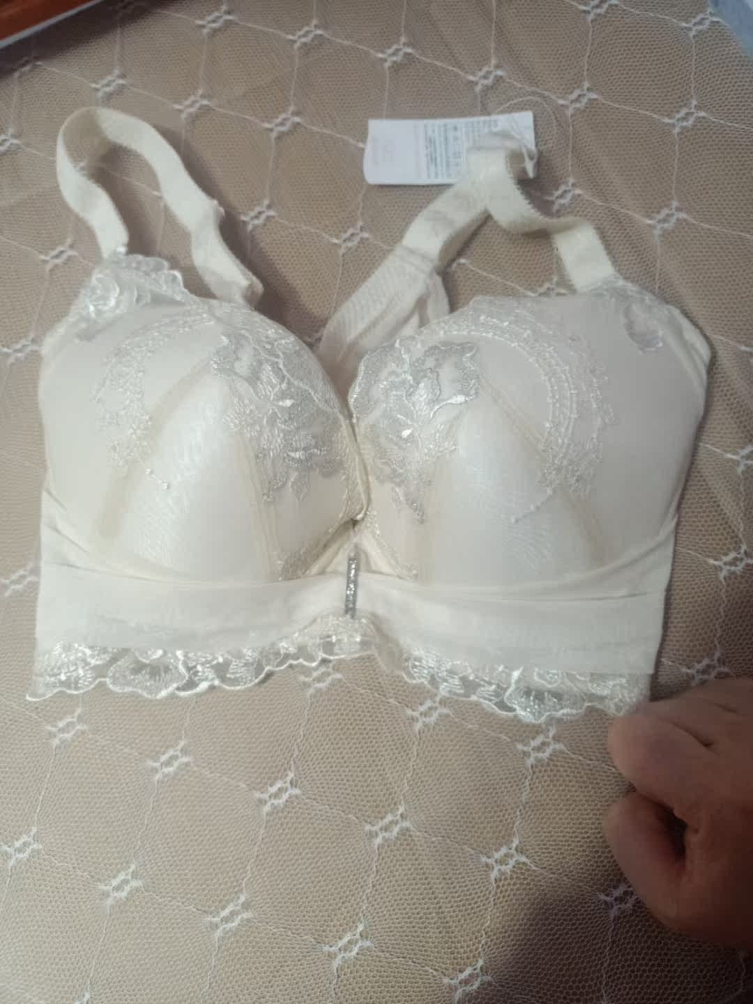 露蒂诗实体内衣清仓85c中厚款上薄下厚米白色聚拢文胸调整型70b