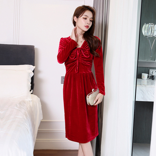 2024新款时尚金丝绒V领红色晚礼服修身显瘦复古设计感收腰连衣裙