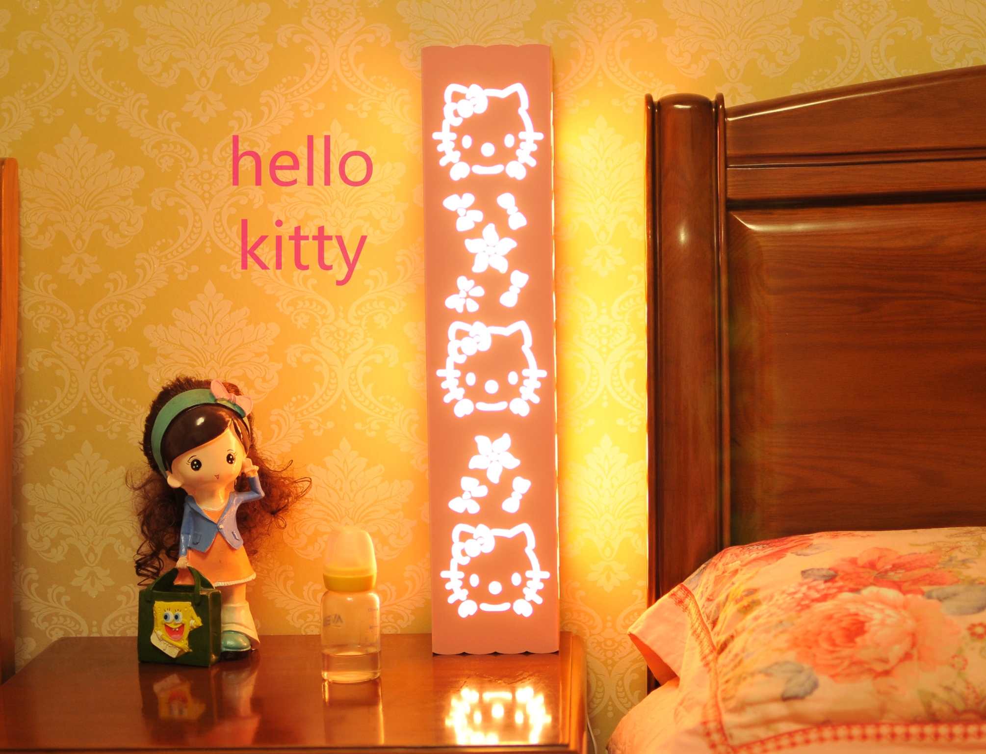 歐式客廳落地燈粉色hellokitty镂空雕花喂奶過道書房裝飾壁燈在類目 家裝主材, 燈具燈飾, 檯燈, 裝飾檯燈中 - 來自Buy2taobao.com提供專業的淘寶代購服務