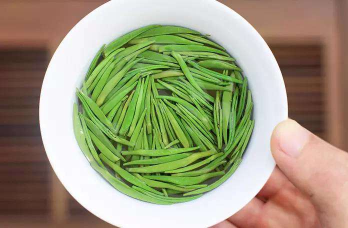 艳丽!竹叶青茶的功效与作用"顺顺利利"-第2张图片-中天博客