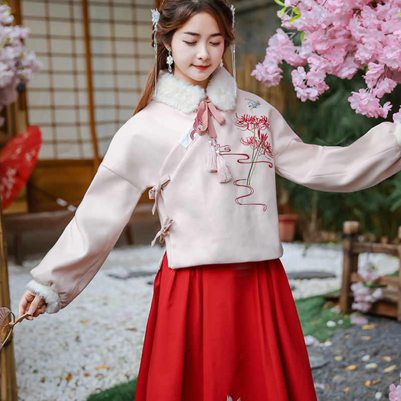 一折汉服冬装女 秋冬款_秋冬款冬季古风加厚中国风过年冬天冬装套装明