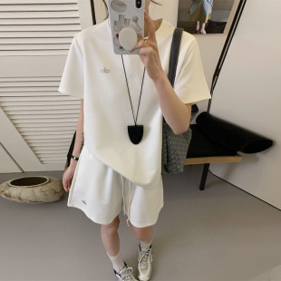 套装女2025新款夏季休闲多巴胺穿搭小个子两件套时尚气质初中生潮