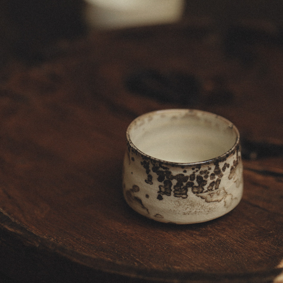 日式手制孤品志野烧茶杯 原矿侘寂茶道具品茗主人单杯 | 凹凸集