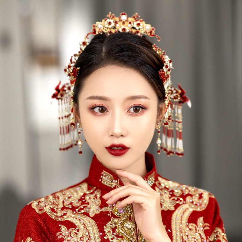 红色系大气端庄中式新娘造型跟妆头饰耳饰套装秀禾服龙凤褂配饰品