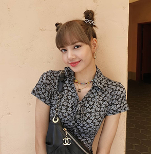 碎花裙子短款图片